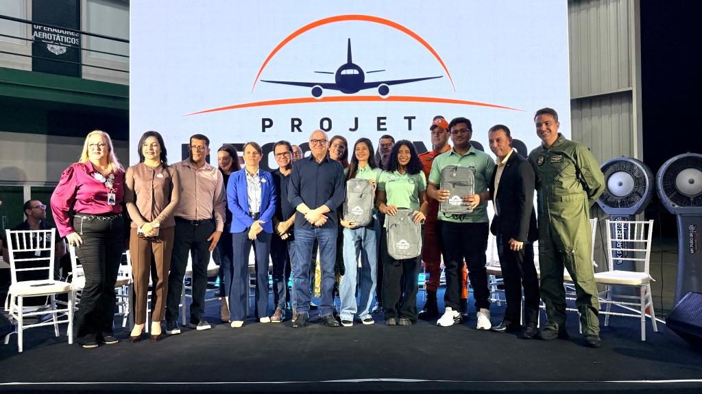 IMG_3619 Jovens da rede estadual de MT iniciam formação gratuita para se tornarem pilotos de avião