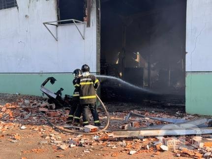d0909941c1a9a2e73f64f0355325290d-1 Perícia descarta incêndio criminoso em prédio da Prefeitura de Várzea Grande