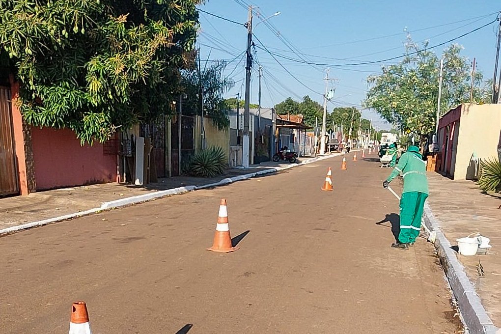foto-4 Várzea Grande realiza serviços de limpeza e zeladoria em bairros nesta quarta-feira