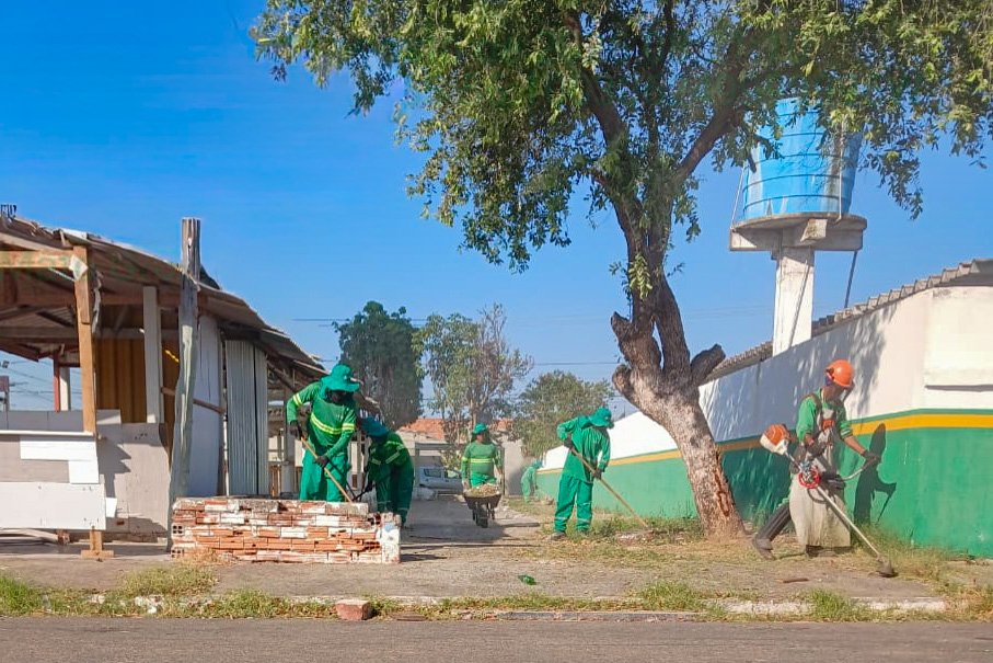 foto-7 Várzea Grande realiza serviços de limpeza e zeladoria em bairros nesta quarta-feira